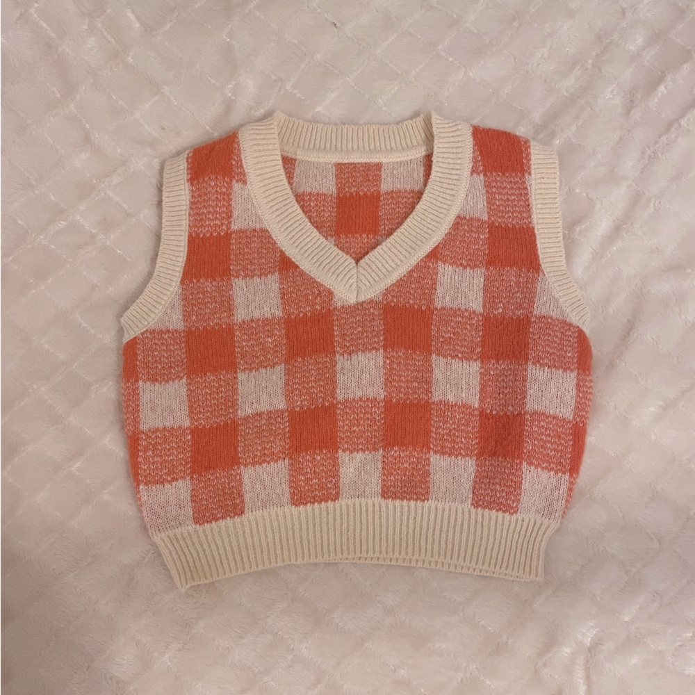 Romwe sweater vest, size medium - worn once